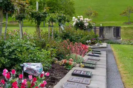 Learn more about the ash burial plots this cemetery in Auckland offers for a range of religious denominations, as well as areas for those with no religious affiliation.